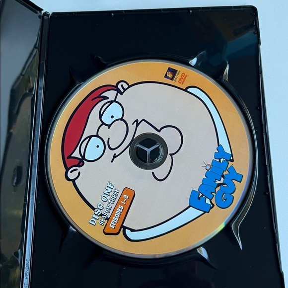 Family Guy Volume 2 Season 3 - Picture 11 of 11